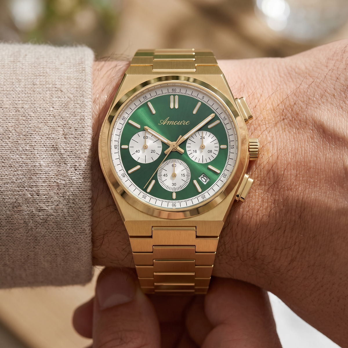 Amoure Belvantis – Gold Emerald