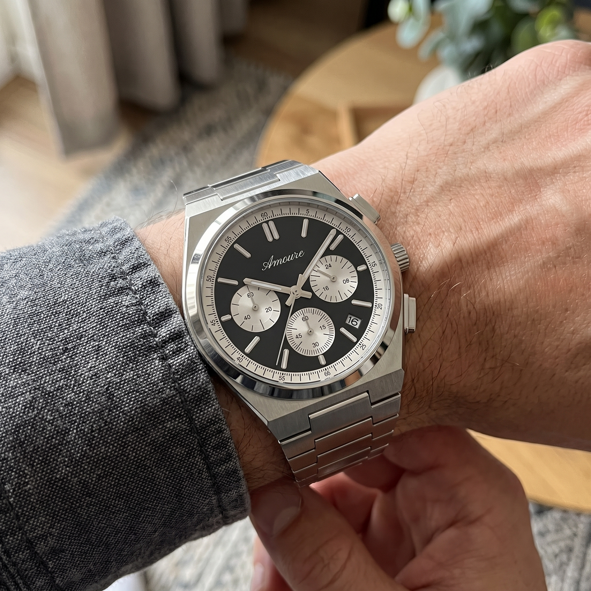 Amoure Belvantis – Silver Obsidian