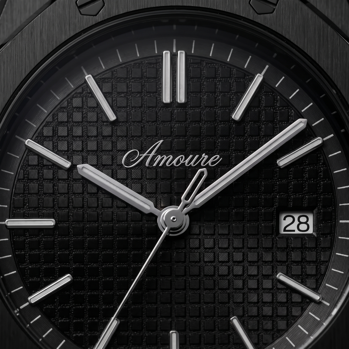 Amoure Tidalis – Obsidian (detail)