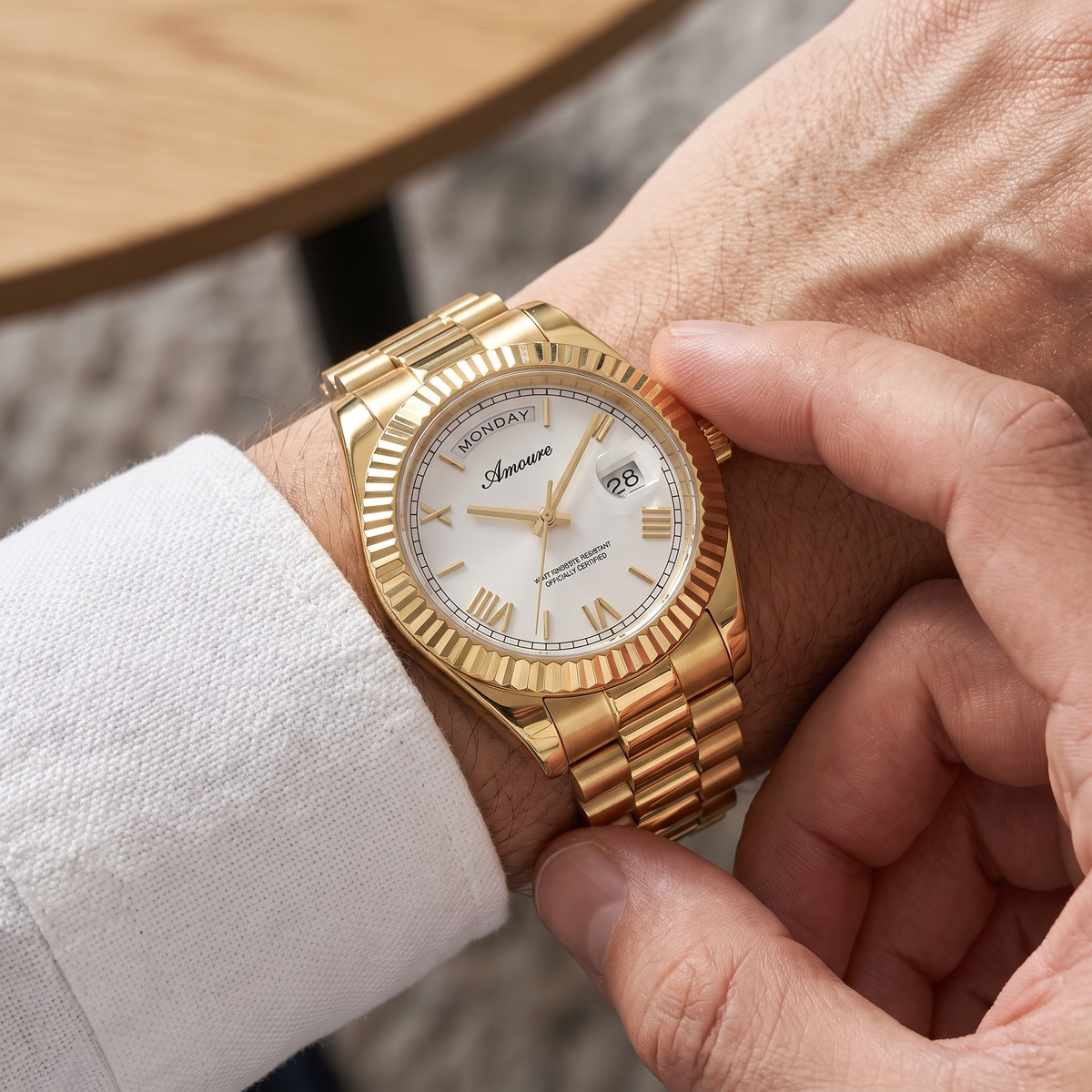 Amoure Valcourt – Gold Pearl