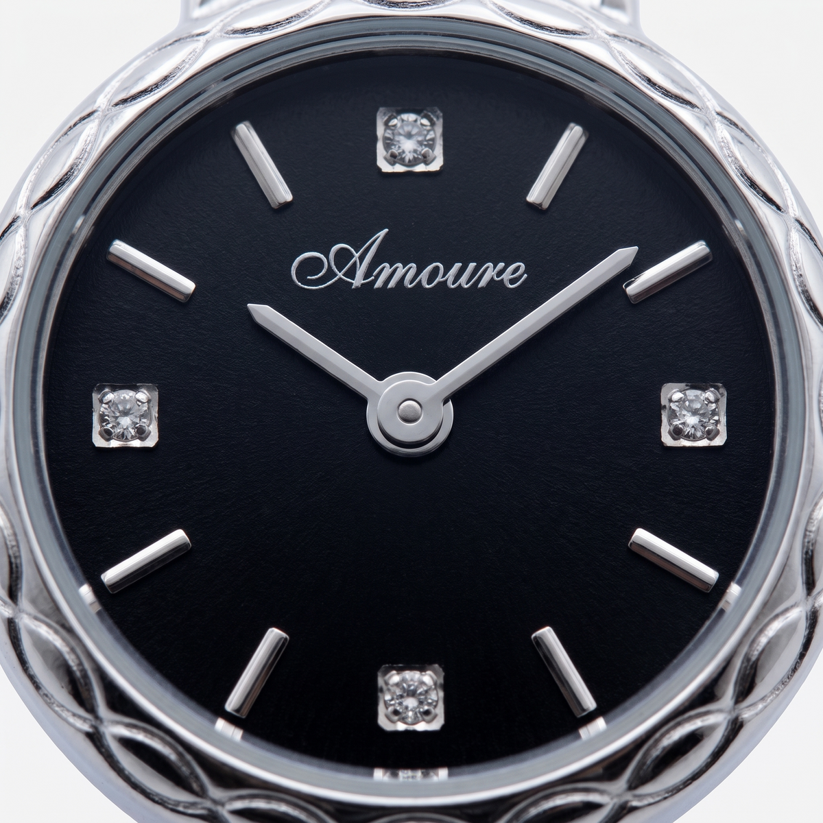 Amoure Élorie – Silver (detail)