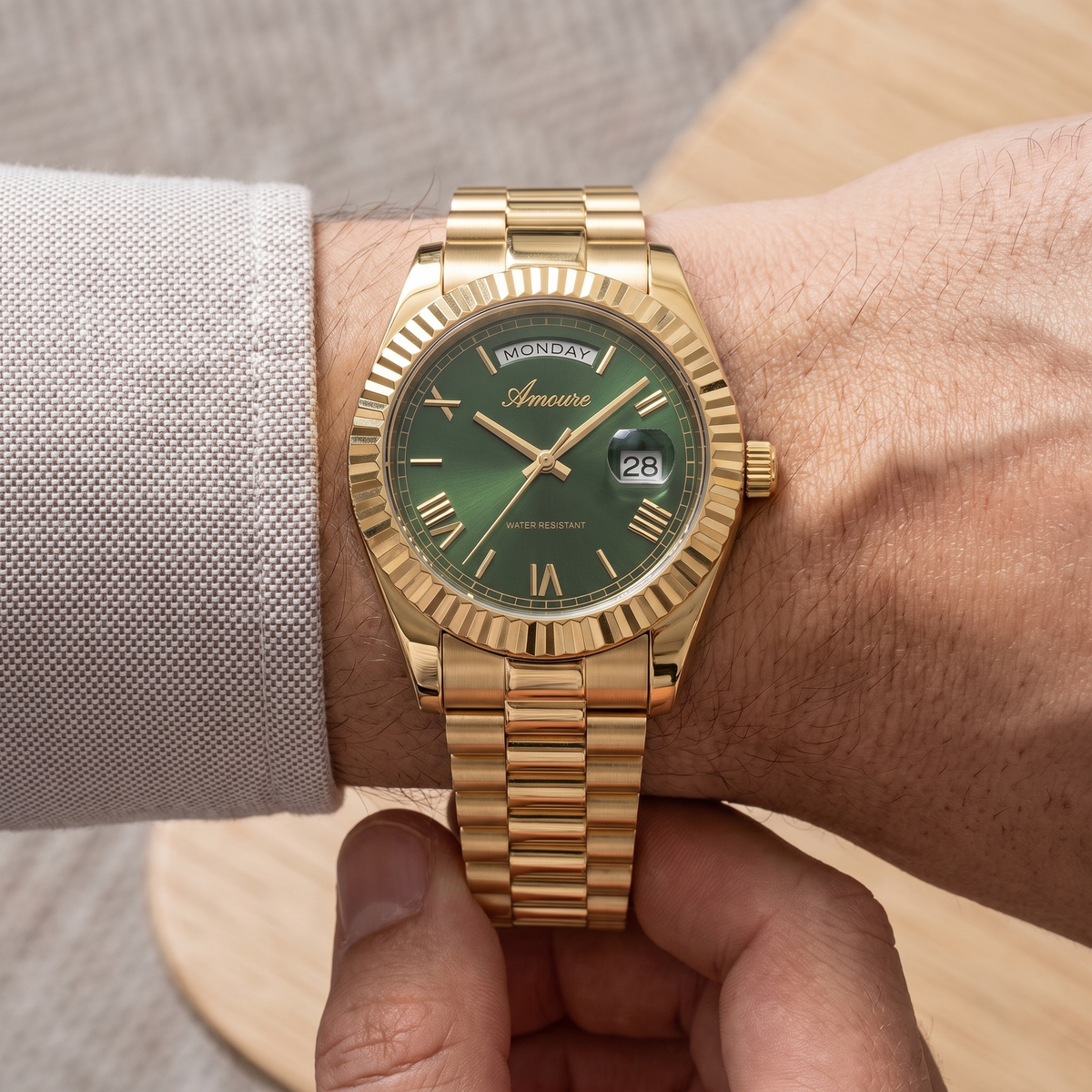 Amoure Valcourt – Gold Emerald